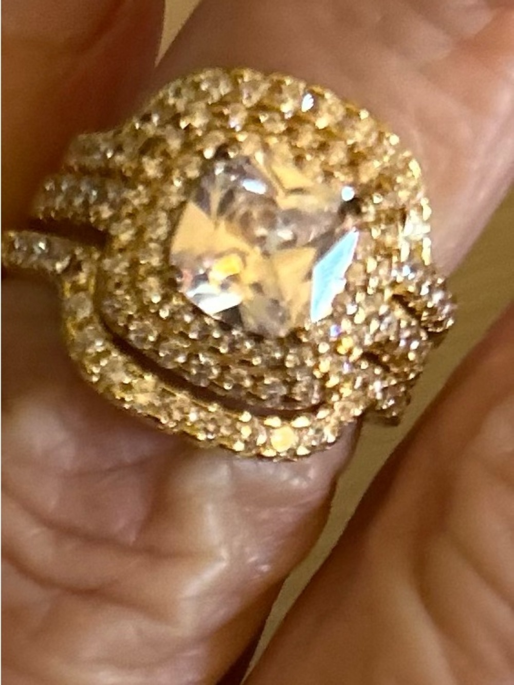 JTV NWT Gold Crystal Cluster Ring with Clear Center Stone Bridal Set